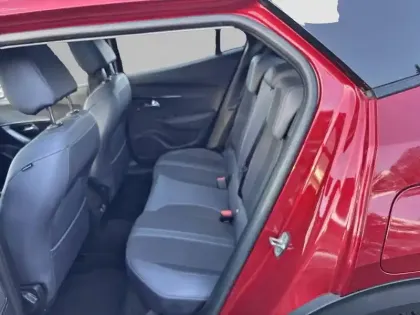 Photo 11 Peugeot 2008  PureTech 100 S&S BVM6