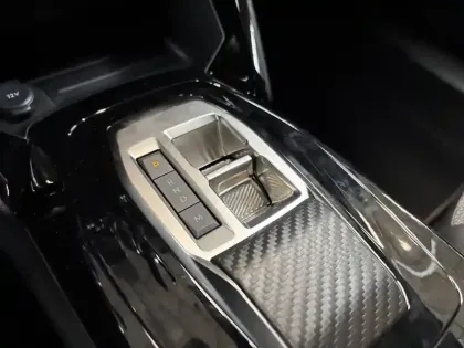 Photo 33 Peugeot 208  Hybrid 110 e-DCS6