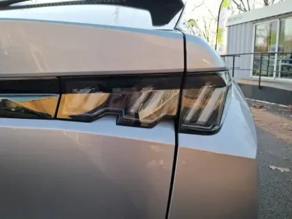 Photo 16 Peugeot 3008  Hybrid 145 e-DCS6