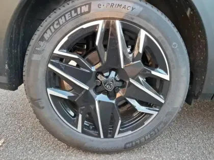 Photo 12 Peugeot 3008  Hybrid 145 e-DCS6