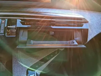 Photo 14 Peugeot 3008  Hybrid 145 e-DCS6