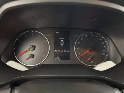 Photo 47 Renault Captur  TCe 100 GPL