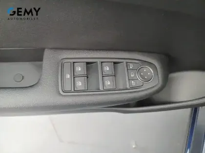 Photo 14 Renault Arkana  E-Tech full hybrid 145 GSR2