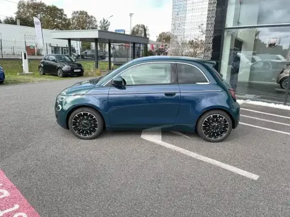 Photo 86 Fiat 500  3+1 e 118 ch