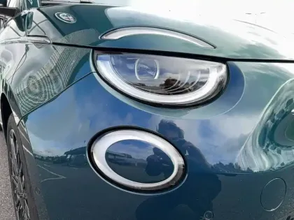 Photo 90 Fiat 500  3+1 e 118 ch