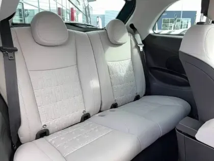 Photo 84 Fiat 500  3+1 e 118 ch