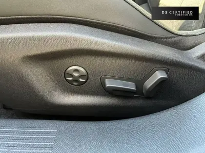 Photo 121 DS DS 4 N°4 E-Tense