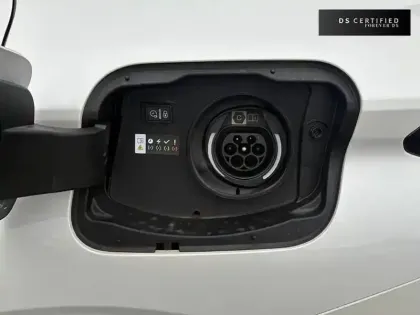 Photo 55 DS DS 4  Hybride Rechargeable 225 EAT8