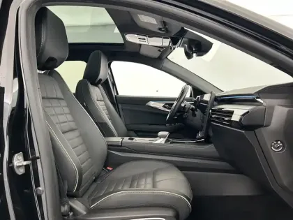 Photo 11 Renault Austral  E-Tech hybrid 200