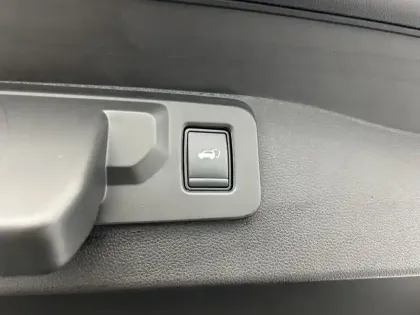 Photo 22 Renault Austral  E-Tech hybrid 200