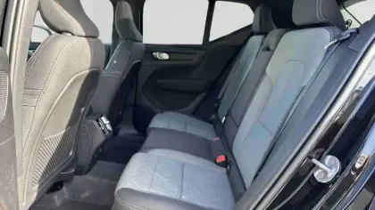 Photo 34 Volvo Xc40  B3 163 ch DCT7