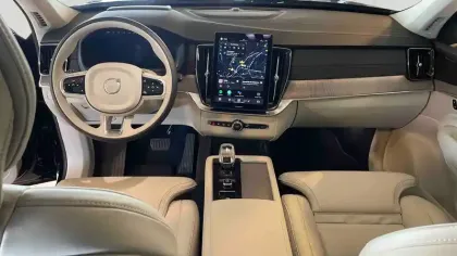 Photo 40 Volvo Xc90  T8 AWD Hybride Rechargeable 455 ch Geartronic 8 7pl