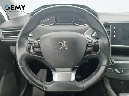 Photo 11 Peugeot 308  BlueHDi 130ch S&S BVM6