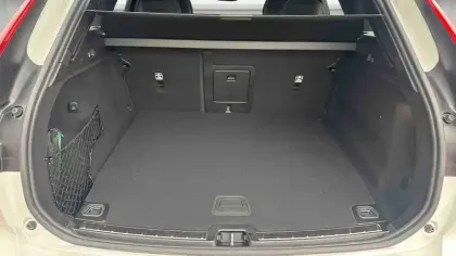 Photo 4 Volvo Xc60  T6 AWD Hybride rechargeable 253 ch+145 ch Geartronic 8