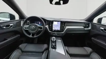 Photo 21 Volvo Xc60  T6 AWD Hybride rechargeable 253 ch+145 ch Geartronic 8