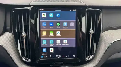 Photo 14 Volvo Xc60  T6 AWD Hybride rechargeable 253 ch+145 ch Geartronic 8