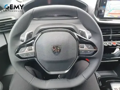 Photo 13 Peugeot 208  Hybrid 110 e-DCS6