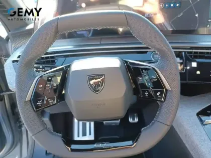 Photo 13 Peugeot 5008  Hybrid 145 e-DCS6