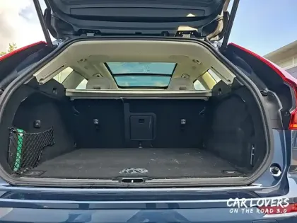 Photo 14 Volvo Xc60  T6 AWD Hybride rechargeable 253 ch+145 ch Geartronic 8