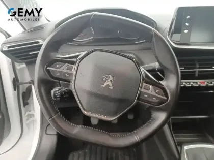 Photo 51 Peugeot 208  BlueHDi 100 S&S BVM6