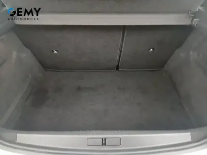 Photo 44 Peugeot 208  BlueHDi 100 S&S BVM6