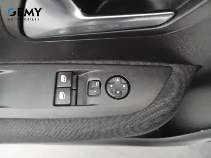 Photo 50 Peugeot 208  BlueHDi 100 S&S BVM6