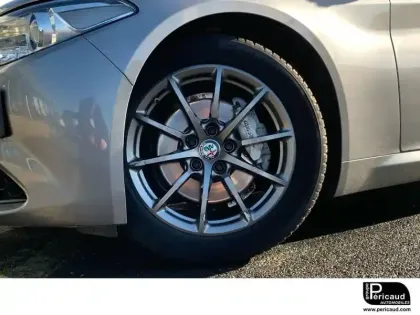Photo 6 Alfa Romeo Giulia  2.2 160 ch AT8