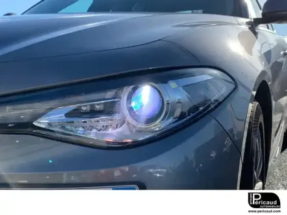 Photo 22 Alfa Romeo Giulia  2.2 160 ch AT8