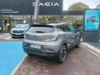 Photo 24 Renault Captur  E-Tech full hybrid 160 ch