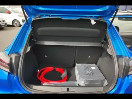 Photo 11 Peugeot 208  Electrique 50 kWh 136ch