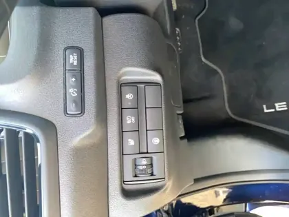 Photo 91 Nissan Leaf  Electrique 40kWh