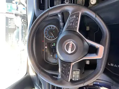 Photo 46 Nissan Leaf  Electrique 40kWh