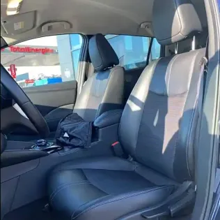 Photo 70 Nissan Leaf  Electrique 40kWh