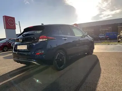 Photo 66 Nissan Leaf  Electrique 40kWh