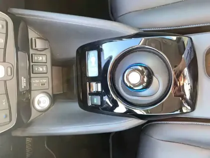 Photo 74 Nissan Leaf  Electrique 40kWh