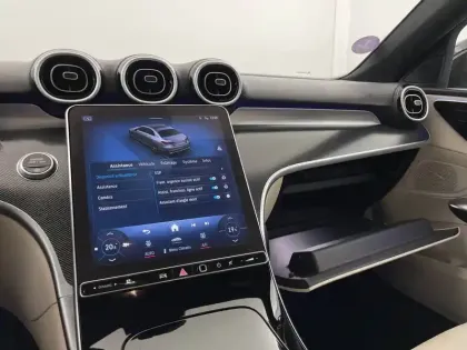 Photo 27 Mercedes Classe C  200 9G-Tronic