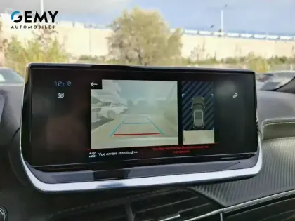 Photo 15 Peugeot 2008  PureTech 130 S&S BVM6