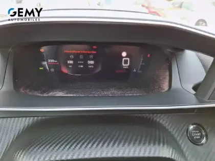 Photo 12 Peugeot 2008  PureTech 130 S&S BVM6