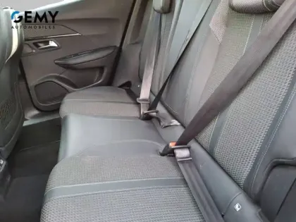 Photo 9 Peugeot 2008  PureTech 130 S&S BVM6