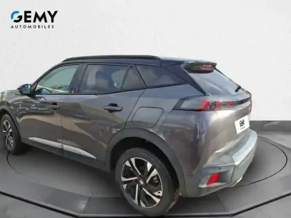 Photo 6 Peugeot 2008  PureTech 130 S&S BVM6