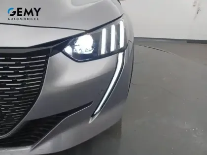 Photo 19 Peugeot 208  PureTech 100 S&S BVM6