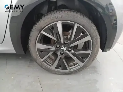 Photo 10 Peugeot 208  PureTech 100 S&S BVM6