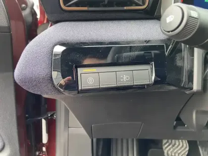 Photo 19 Renault 4 Renault  E-Tech Electrique 150 ch autonomie confort