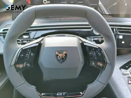 Photo 11 Peugeot 5008  Hybrid 145 e-DCS6