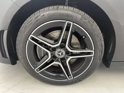 Photo 38 Mercedes Classe A  250 e 8G-DCT