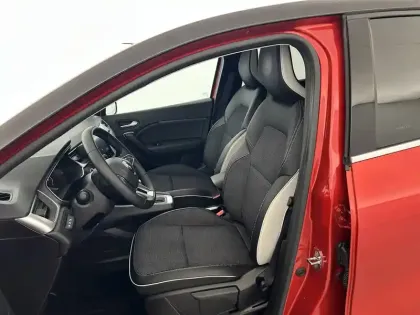 Photo 17 Renault Captur  E-Tech 145 - 21