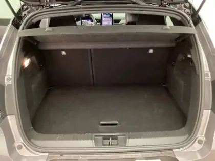 Photo 11 Renault Captur  E-Tech full hybrid 145 ch