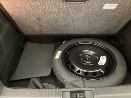 Photo 12 Renault Captur  E-Tech full hybrid 145 ch