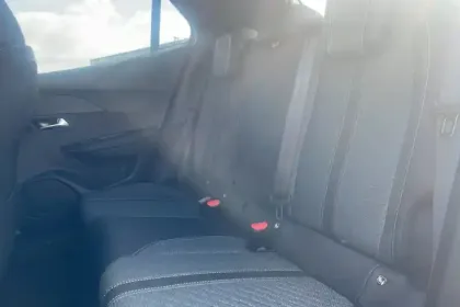 Photo 10 Peugeot 2008  Hybrid 145 e-DCS6