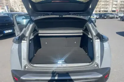 Photo 12 Peugeot 2008  Hybrid 145 e-DCS6